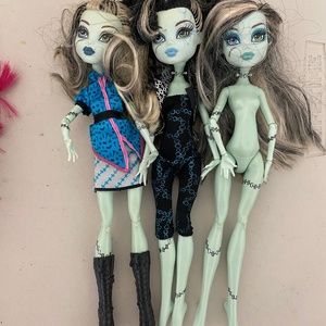 3 Monster High Dolls lot